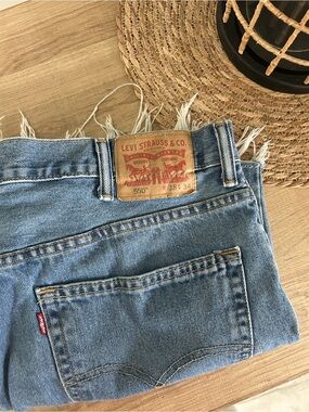 Levi’s Cut Off Jeans Shorts